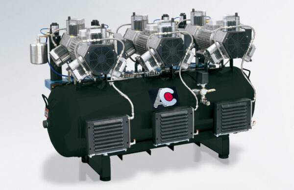 Cattani kompressor m/tørke. 6x3 syl. 400V. 3~
