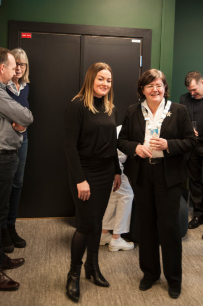 Ås-TK-Ellen-Britt-og-fylkesordfører-399x600