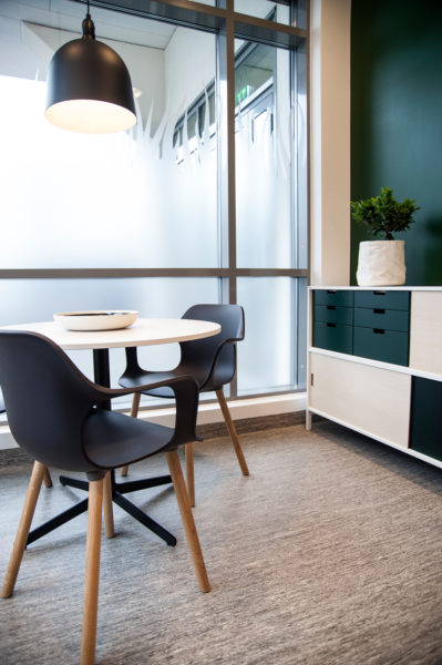 Ås-TK-klinikkleder-kontor-399x600