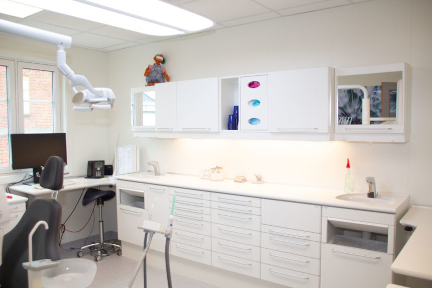 Lillesand-Tannklinikk-2018-12-860x573