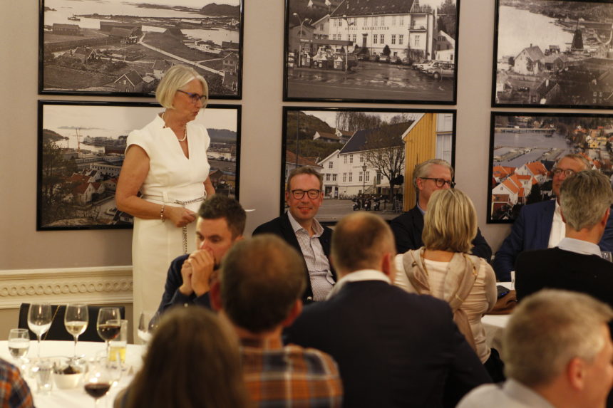 Firmasamling20198-860x573