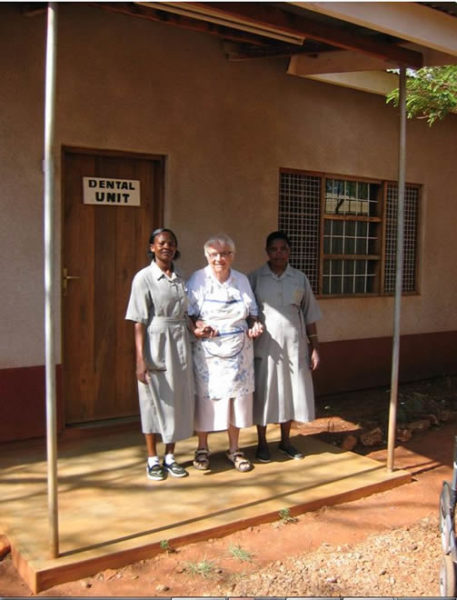 Schneider-2010-14-457x600