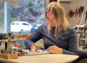 Read more about the article Tannhelsesekretæren som ble ekspert på roterende instrumenter